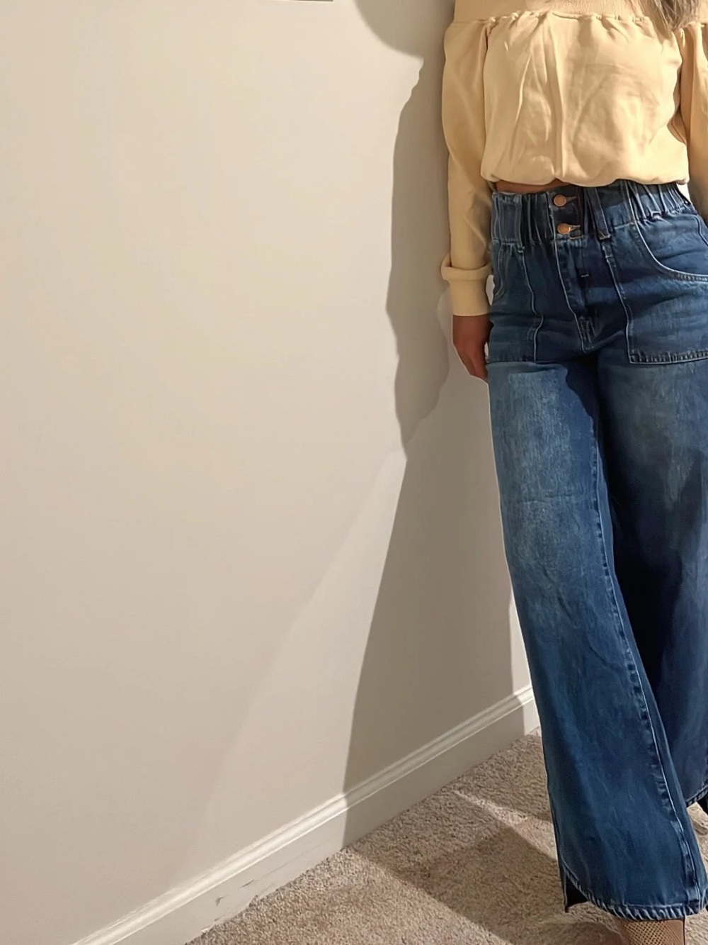High-Rise Wide-Leg Jeans in Vintage Blue